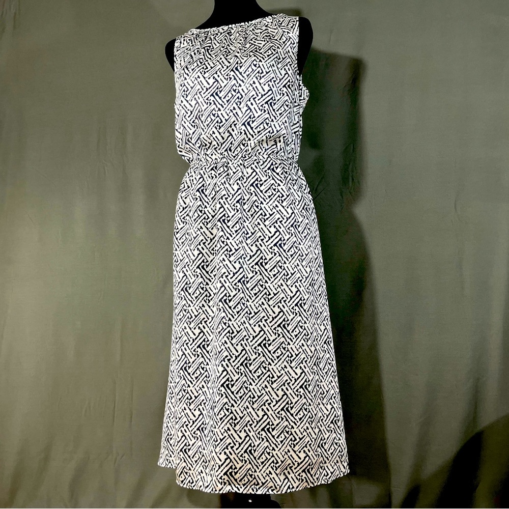 The Limited Monochrome Patterned Midi Dress
